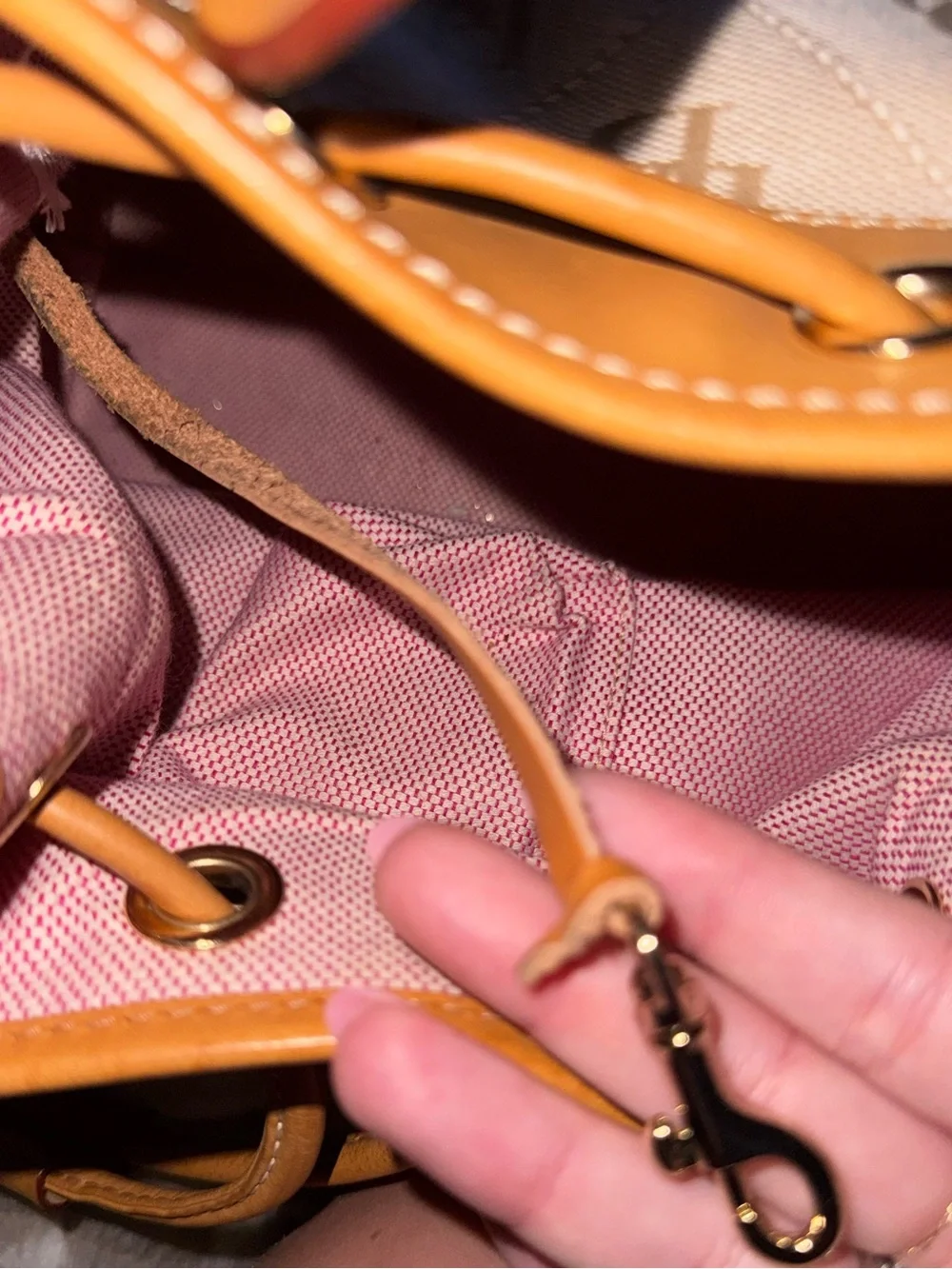 Dooney & Bourke Monogram Signature Drawstring Bucket Shoulder Bag Beige / Tan